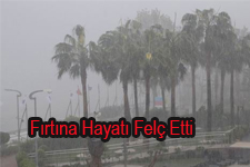Fırtına Tekirdağ'da Hayatı Felç Etti
