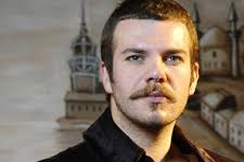 Param Yok Düğün Yapamam Diye Ağlayan Ünlü, Düğün İçin Ada Kiraladı