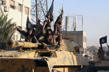 ABD ve YPG Müttefik, Harekat Başladı 185 Bin Rakkalı Türkiye Yolunda