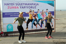 Tekirdağ'da Zumba İle Sabah Sporu