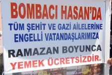 Şehit Ailelerine Ve Gazilere Hayrına İftar Yemeği Veriyor