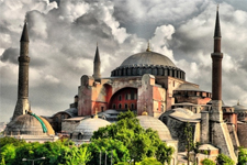 Rusya Şaşırdı: Düşürülen Uçağa Karşı Ayasofya