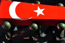Nusaybin’de Roketatarla Saldırdılar: 1 Polis Şehit 2 Polis Yaralı