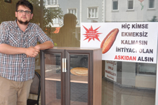 İhtiyaç Sahiplerine Ücretsiz Ekmek