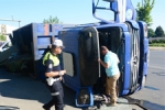 Tekirdağ - Kamyon Işıklı Kavşakta Devrildi